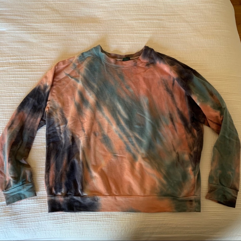 Tie dye sweatshirt